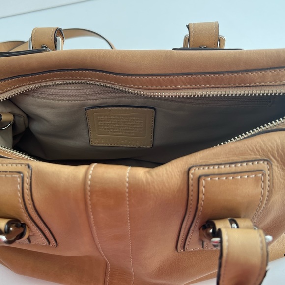 Vintage Coach Sand Leather Satchel Handbag Tote with Contrast Trim - Picture 7 of 10